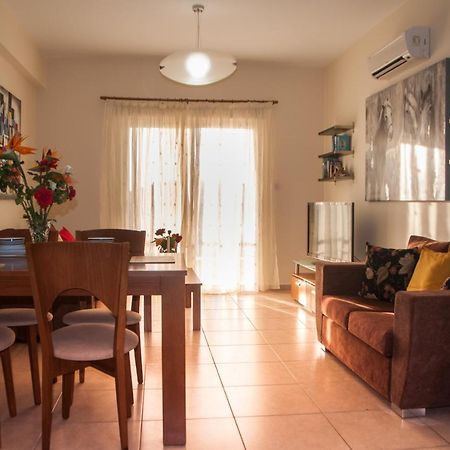 Ifestos Kings Resort Appartment Paphos Luaran gambar