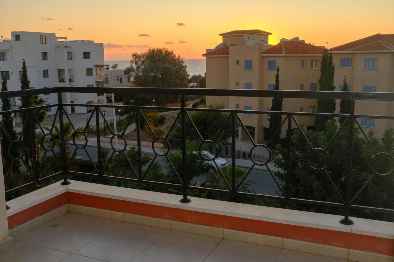 Ifestos Kings Resort Appartment Paphos Luaran gambar